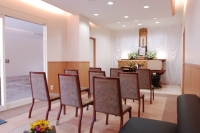 家族葬の博善社　花花会館三萩野斎場