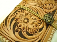 レザーショップ・marivox(マリボックス)